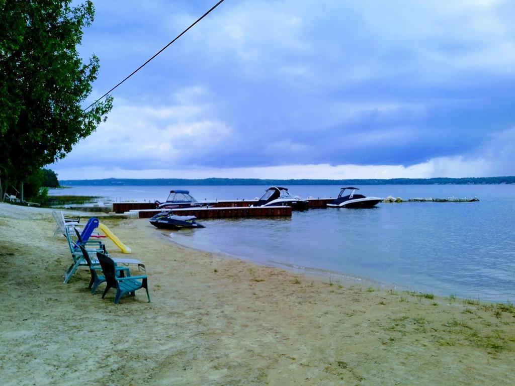 Bayshore Cottages Уайъртън Екстериор снимка